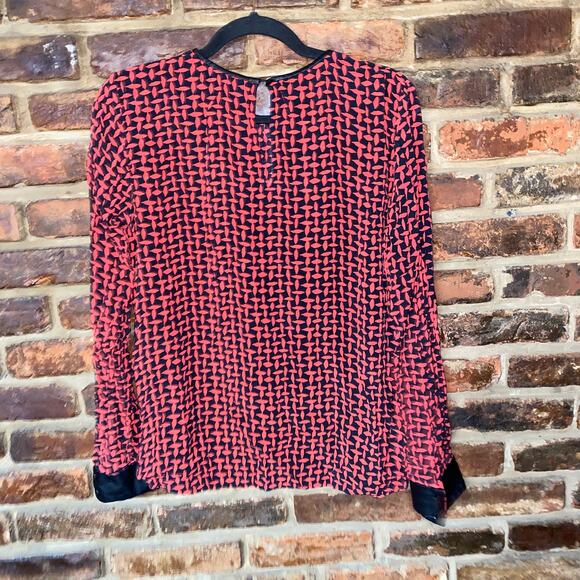 Zara Navy Blue Red Geometric Faux Leather Trim Long Sleeve Top Womens Size Large - Picture 8 of 8